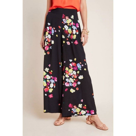 Anthropologie x Delpozo Floral-Print Trousers - Picture 3 of 9